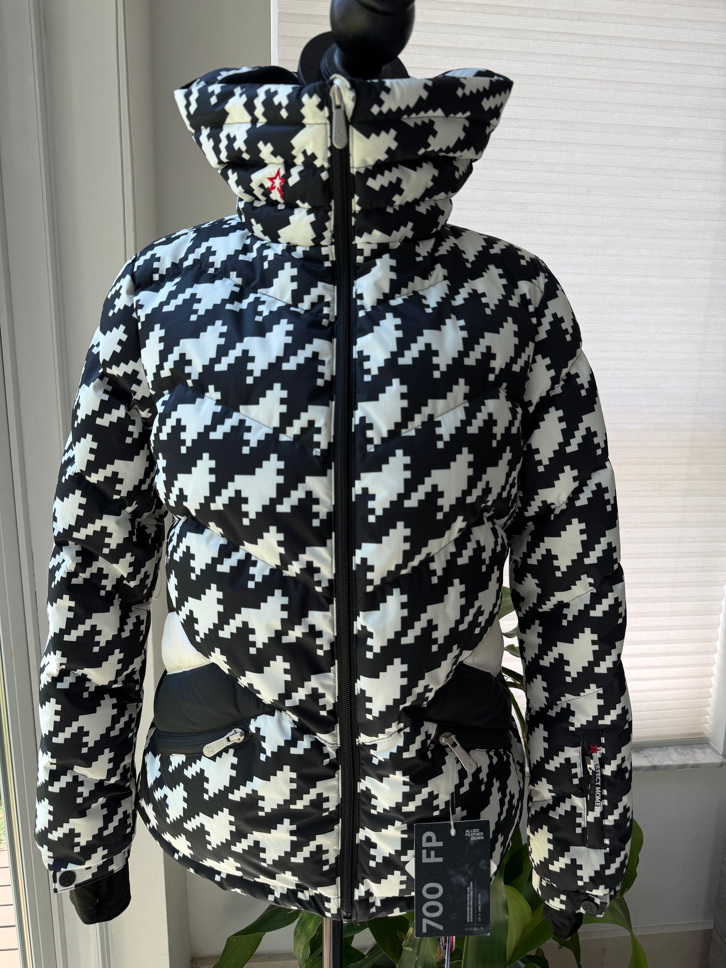 Perfect Moment Houndstooth Black White Ski Duvet Down Jacket Puffer Ski Jacket S