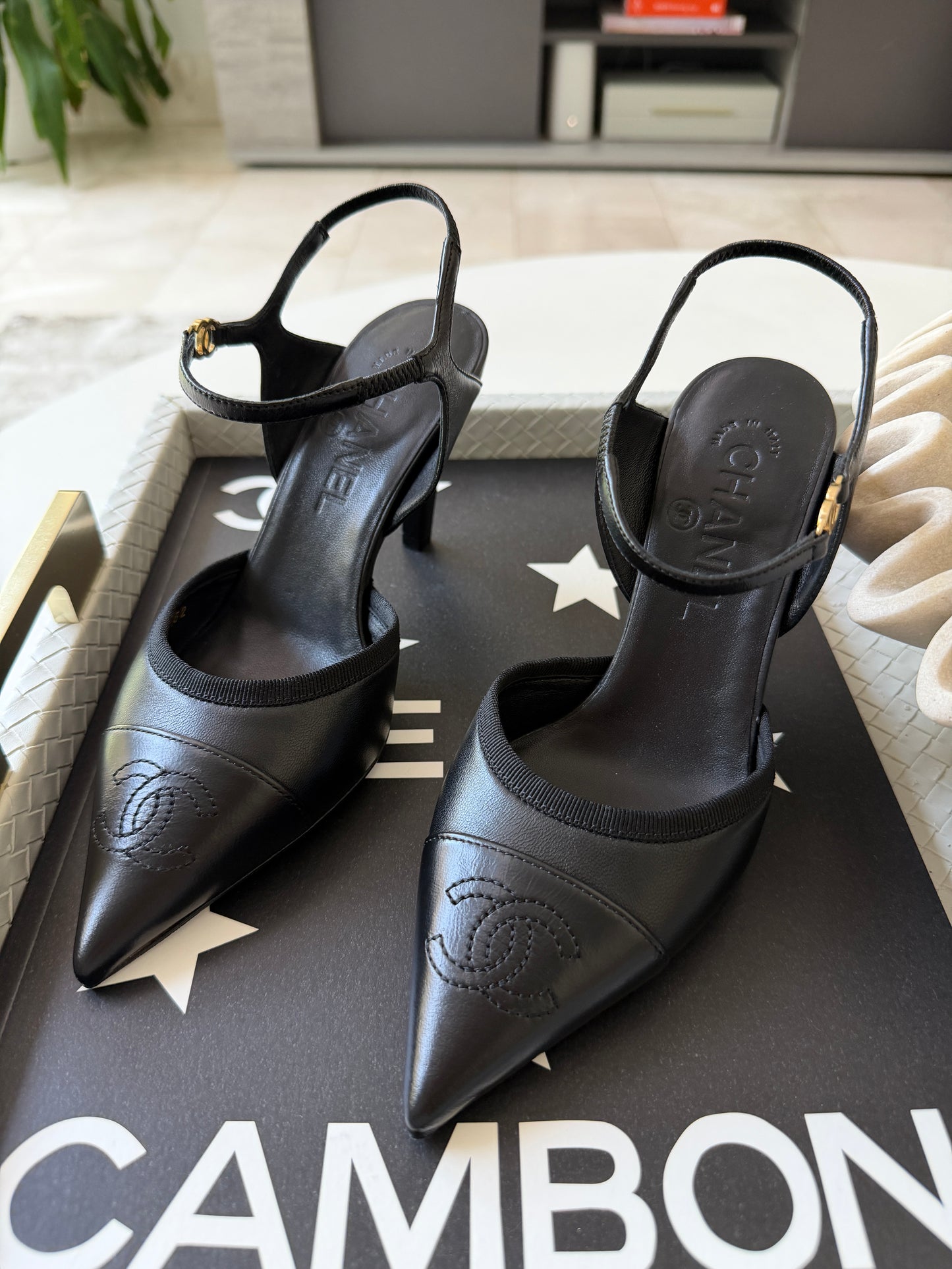 CHANEL SS 2026 BLAZY BLACK CAP POINTED TOE LEATHER CC LOGO HEELS SHOES PUMPS SLINGBACKS