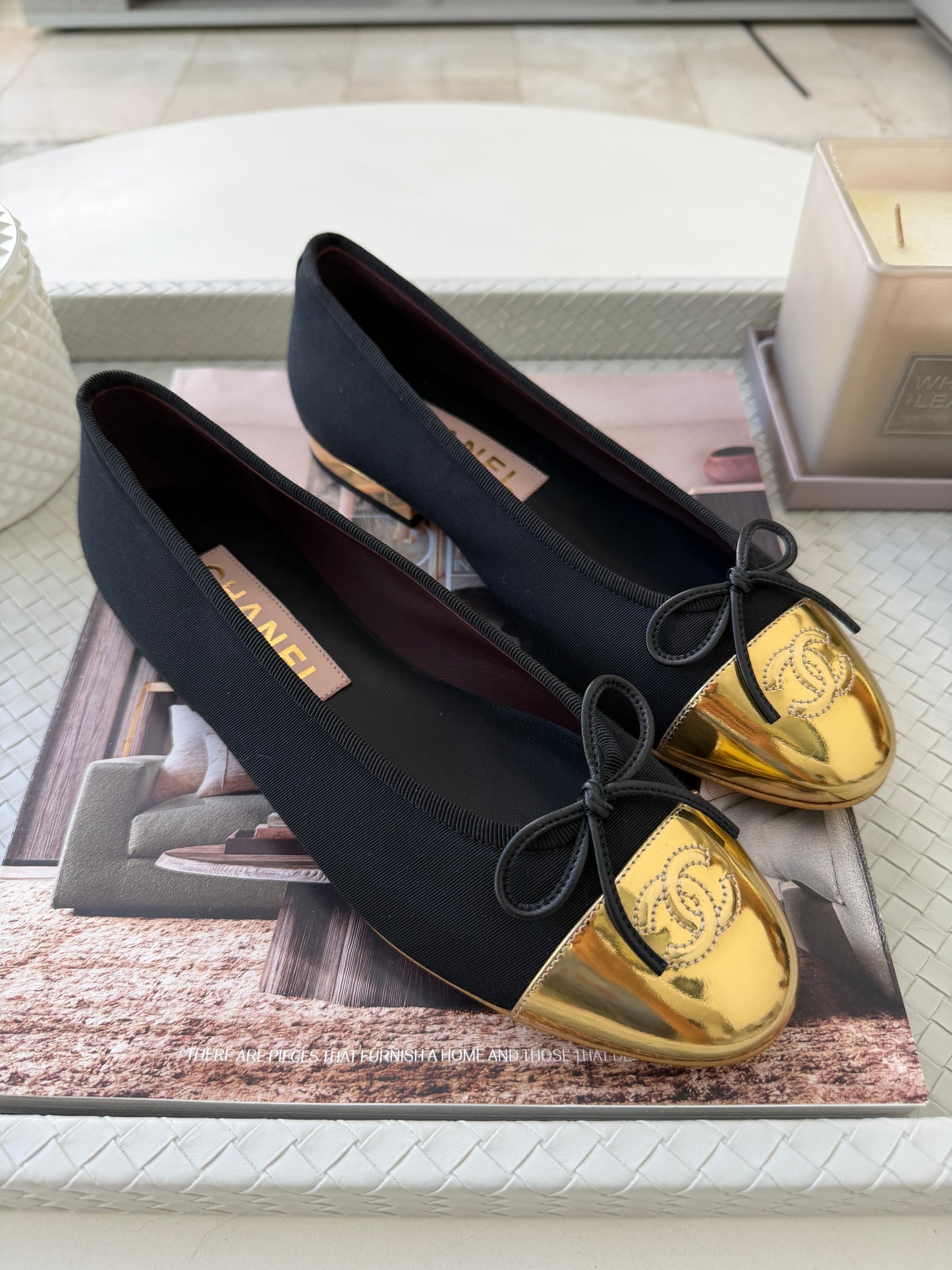 CHANEL GOLD METALLIC GROSGRAIN CC LOGO CAPTOE BLACK FABRIC BALLET FLATS SHOES