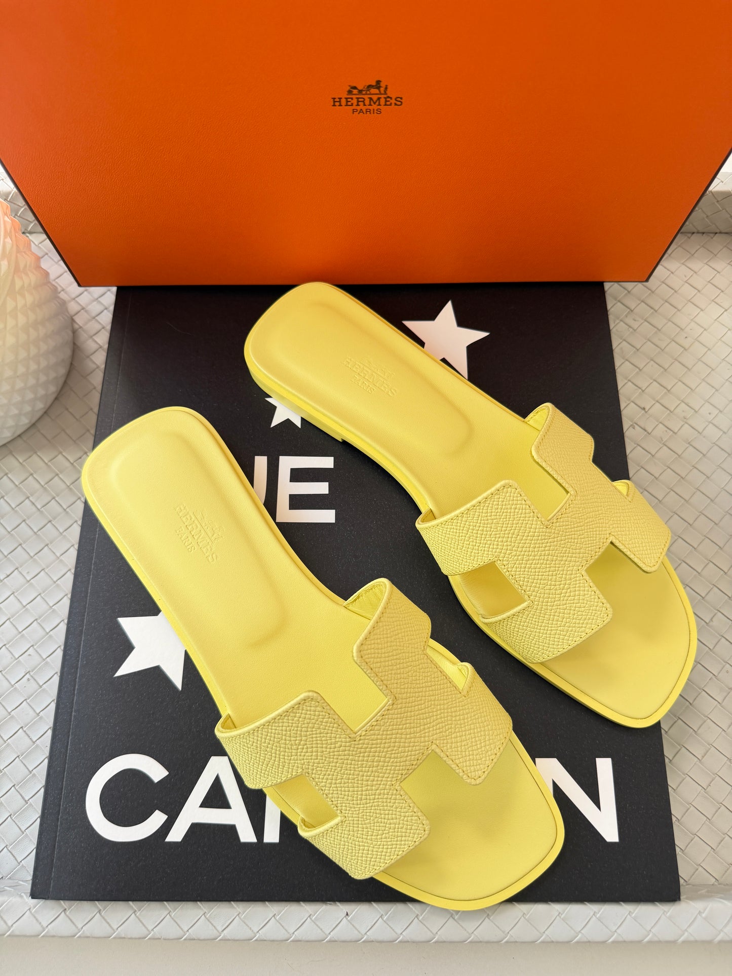 HERMES Oran Bright Yellow Jaune D'orge Epsom Leather Logo Sandals Flats Mules
