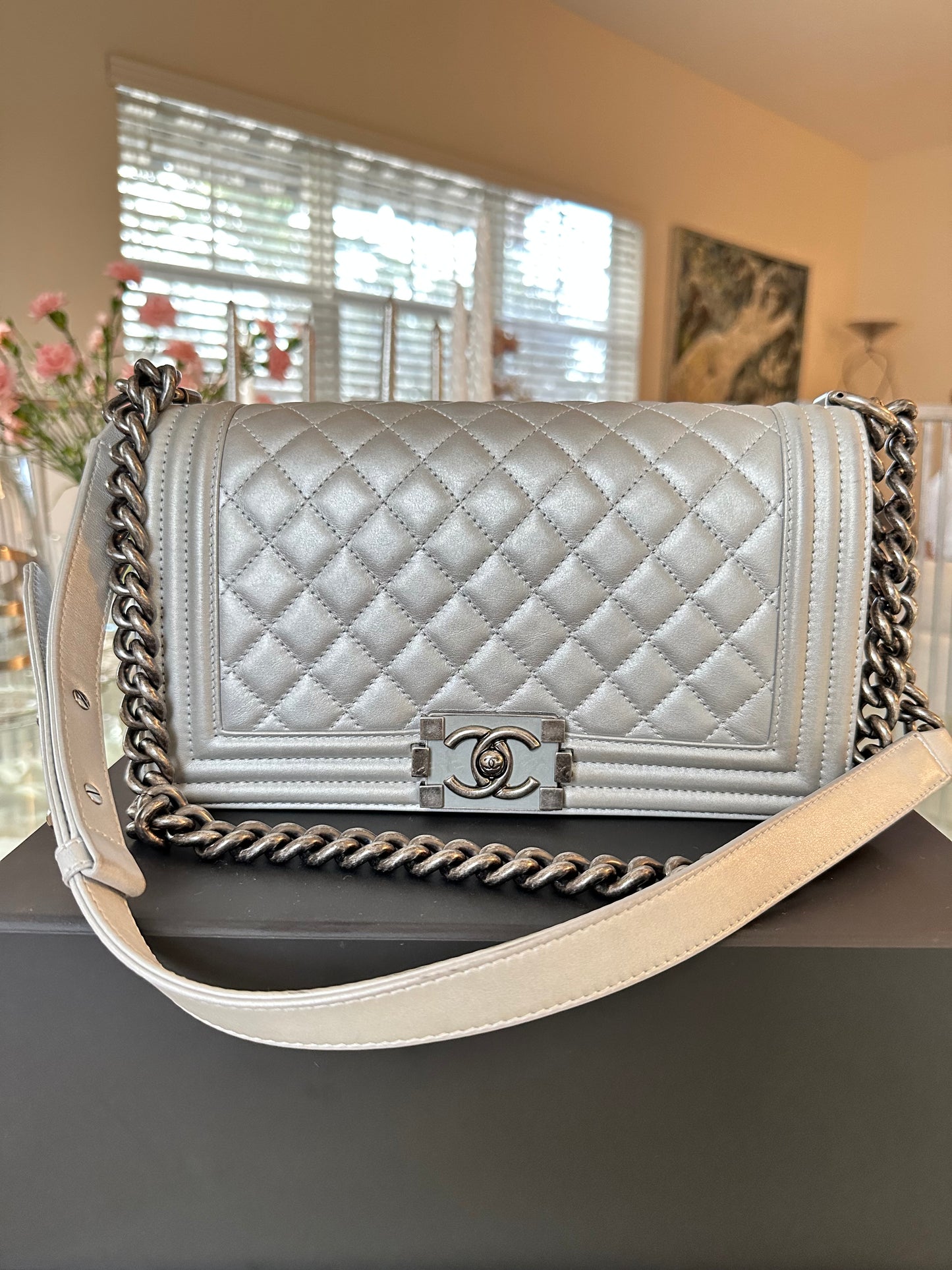 Chanel Old Medium Boy Flap Silver Metallic Gray Lambskin Quilted Handbag Bag Pre-owned