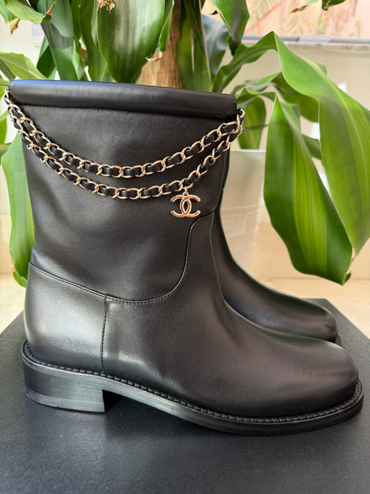 Chanel Calfskin CC Chain Logo Clover Gold Chain Charms Black Leather Boots Ankle Flat Booties