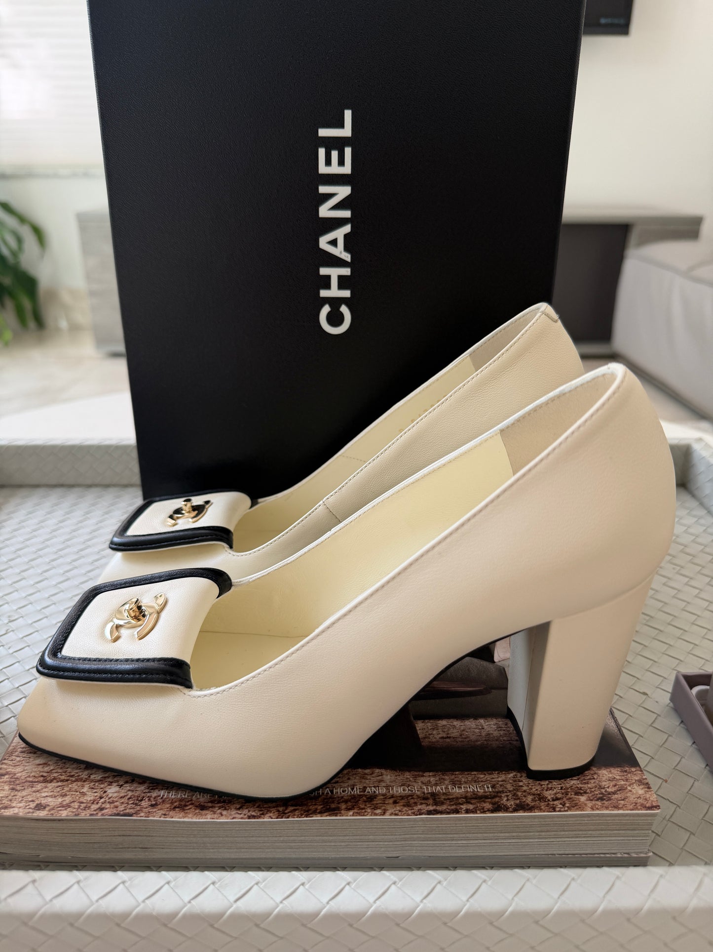 Chanel SS 26 Blazy Ivory Black Lambskin Square Toe CC Logo Turn-lock Pumps Heels