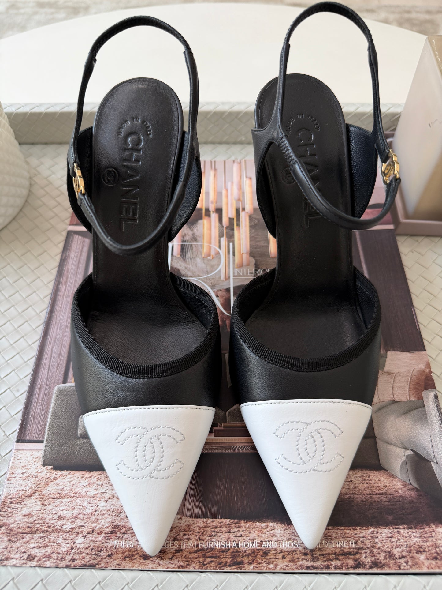 CHANEL SS 2026 BLAZY BLACK WHITE TOE LEATHER CC LOGO HEELS SHOES PUMPS SLINGBACKS