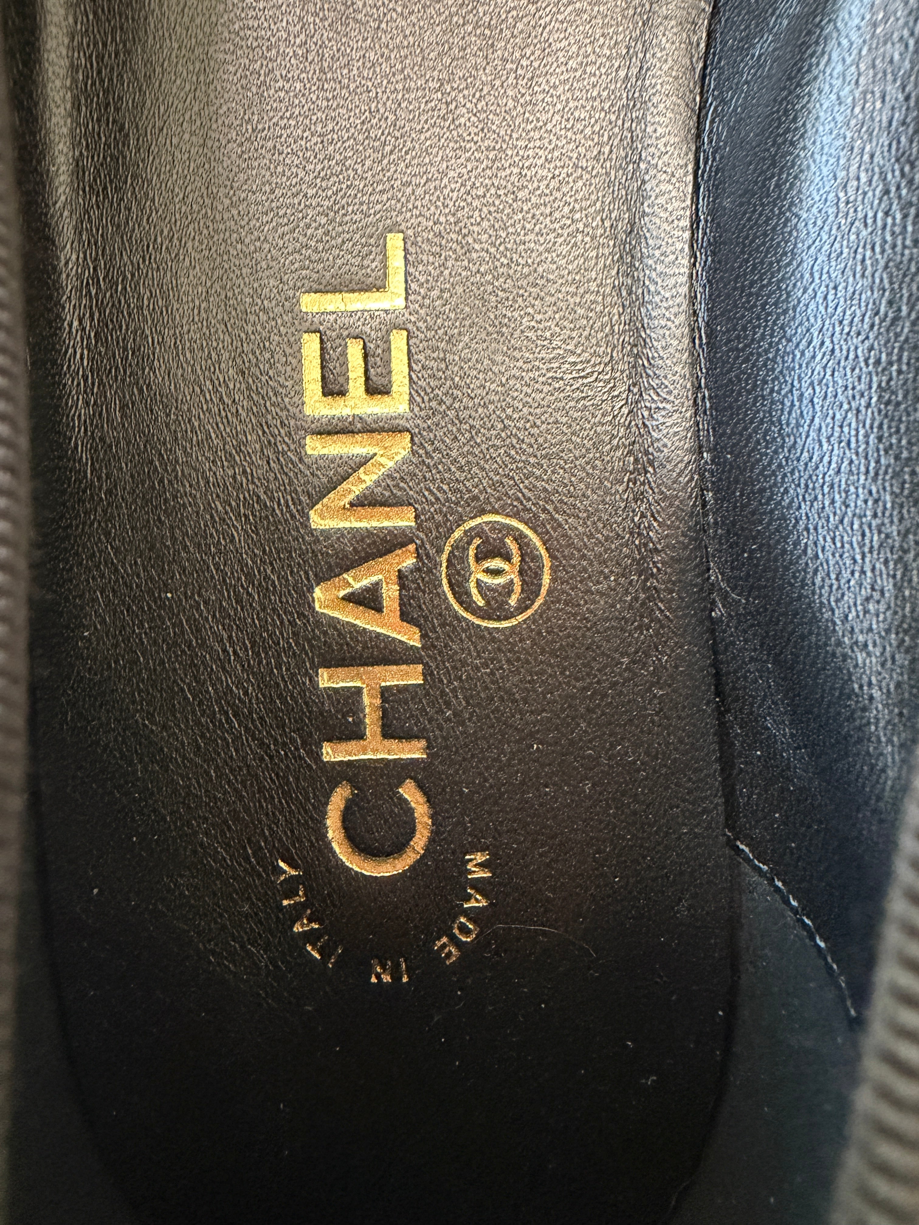 Chanel Cambon 2026 Coco Beach CC Logo Black Leather White Ballet