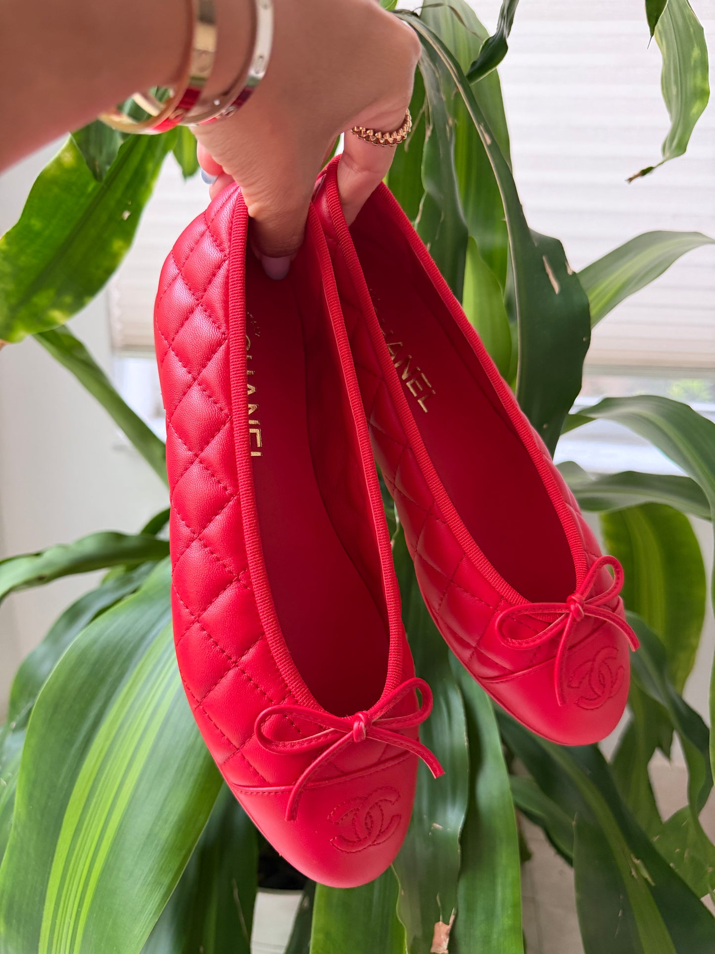 Chanel 26B Blazy Lambskin Leather Quilted Red Agneau Rouge CC Logo Ballet Ballerina Flats