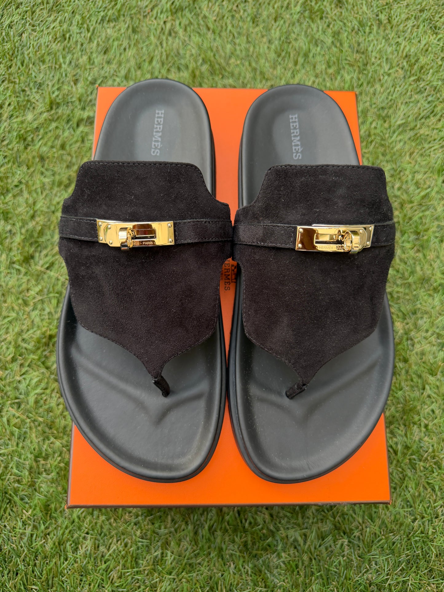 HERMES EMPIRE BLACK NOIR  SUEDE LEATHER FLIP FLOPS SHOES FLAT THONG SANDALS MULE