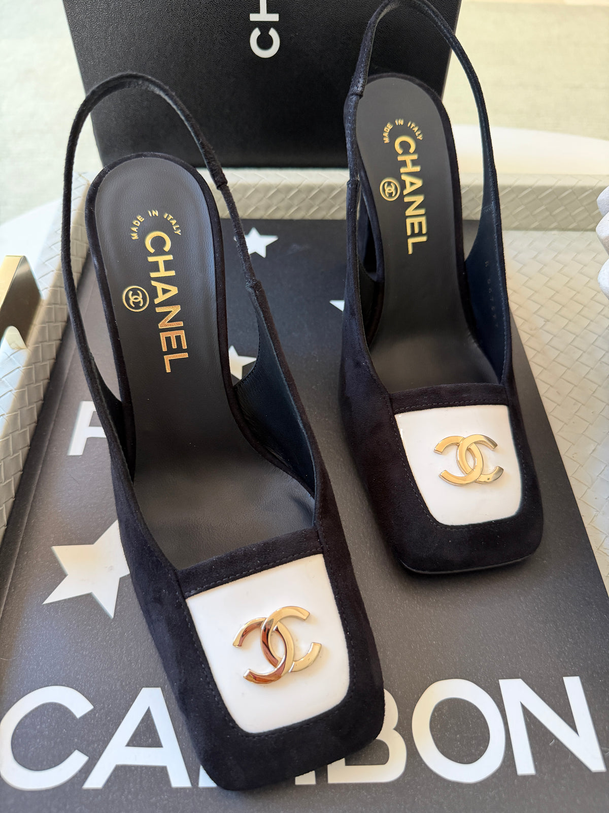Chanel 26K Blazy Black Suede White Square Toe CC Slingback Sling Heel Pumps Heels