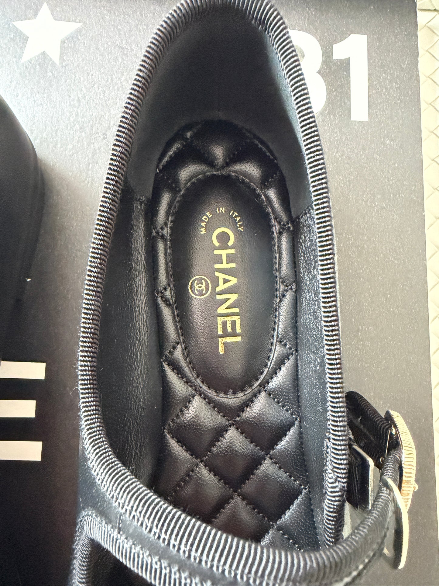 2026 CHANEL CC LOGO BLACK LEATHER CAP TOE MARYJANE BALLET FLATS SHOES GOLD BUCKLE
