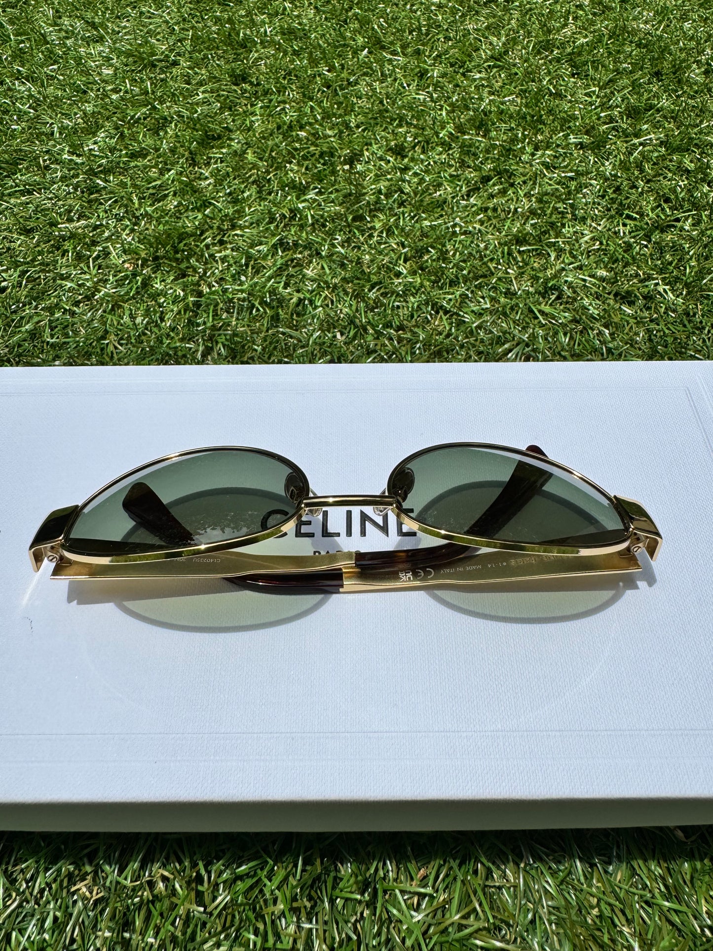 Celine Triomphe 01 Oval-frame gold-tone and tortoiseshell acetate Sunglasses CL40235U