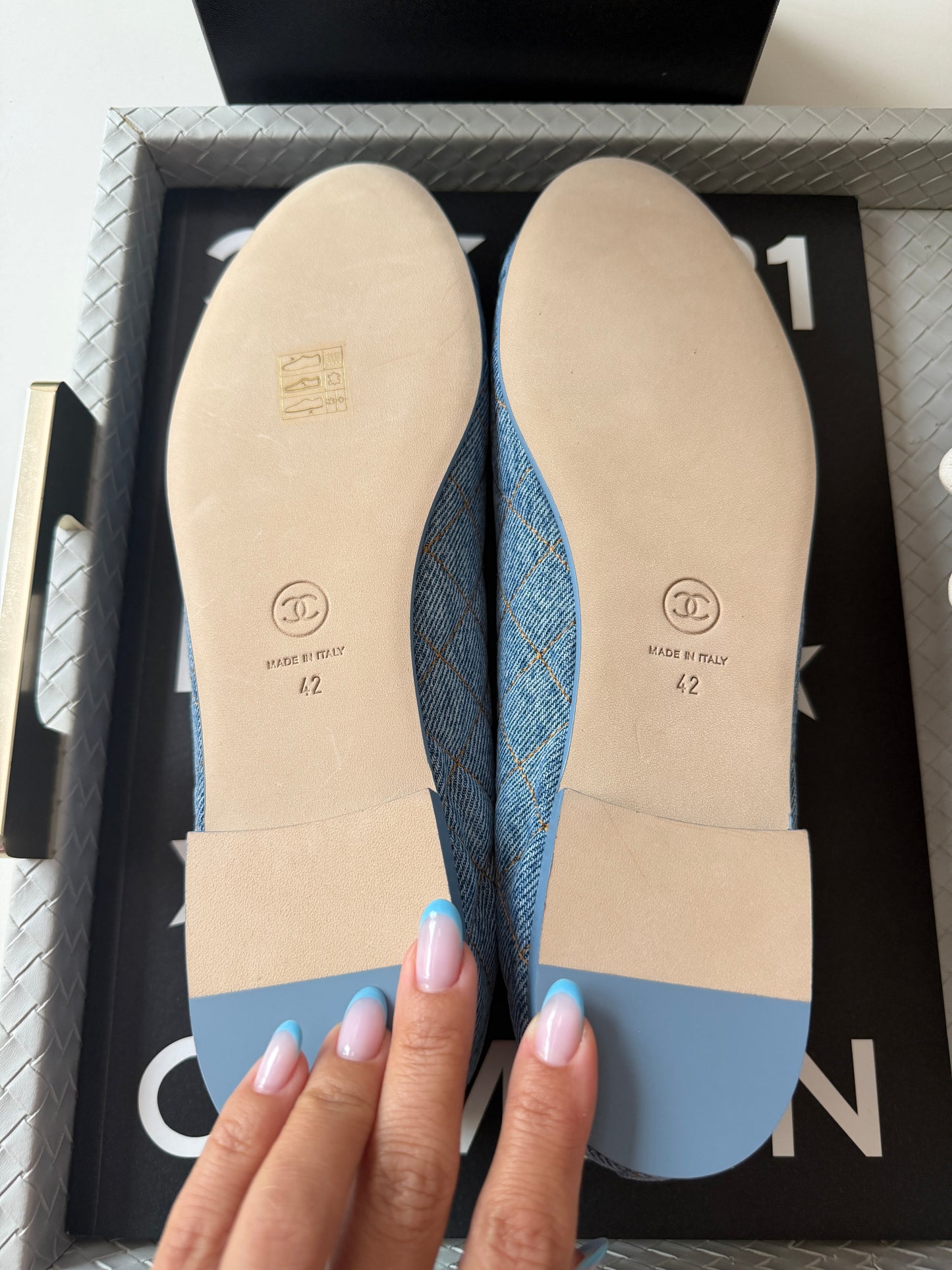 Chanel 26B Blazy Quilted Denim CC Logo Ballet Flats Light Blue Jean Ballerina