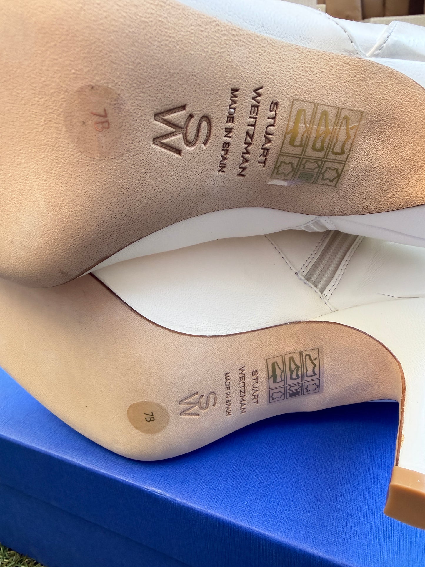 STUART WEITZMAN NAOMI NAPA LEATHER IVORY WHITE ZIP OVER KNEE BOOTS WIDE CALF BOOT