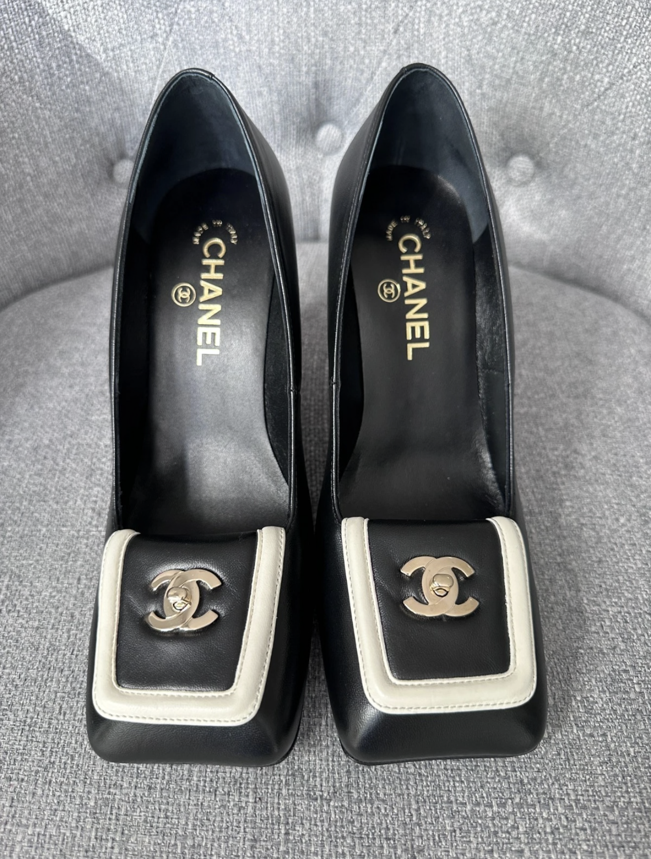 Chanel SS 26 Blazy Black Lambskin Square Toe CC Logo Turn-lock Pumps Heels