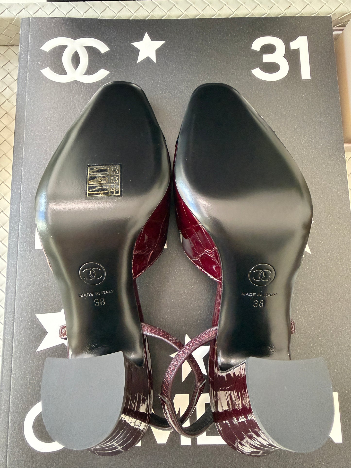 Chanel 26A Coco Sling Burgundy Bordeaux Fonce Croc Embossed Patent Leather Slingback Metiers Dart Pumps Heels