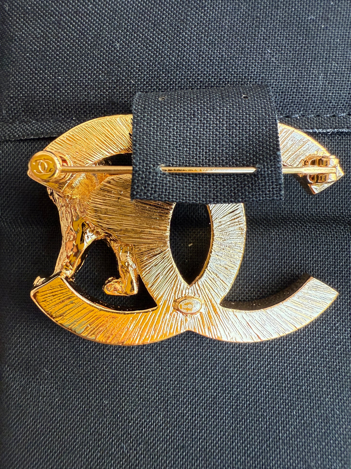 Chanel CC Gold Tone Golden Logo Lion Metal Classic Brooch 22A Pin