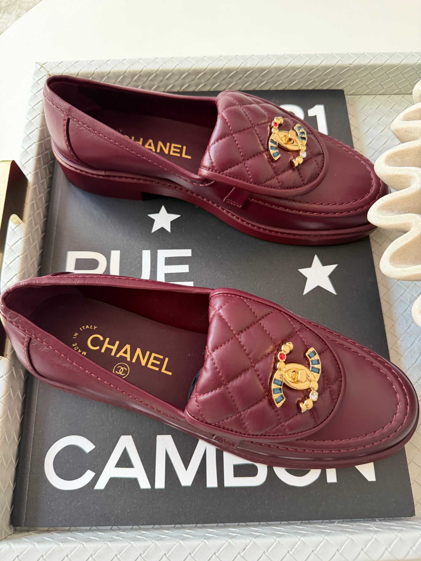 CHANEL BURGUNDY LEATHER LOAFERS OXFORD SHOES GOLD STRASS GEMS CC TURNLOCK MOCCASINS