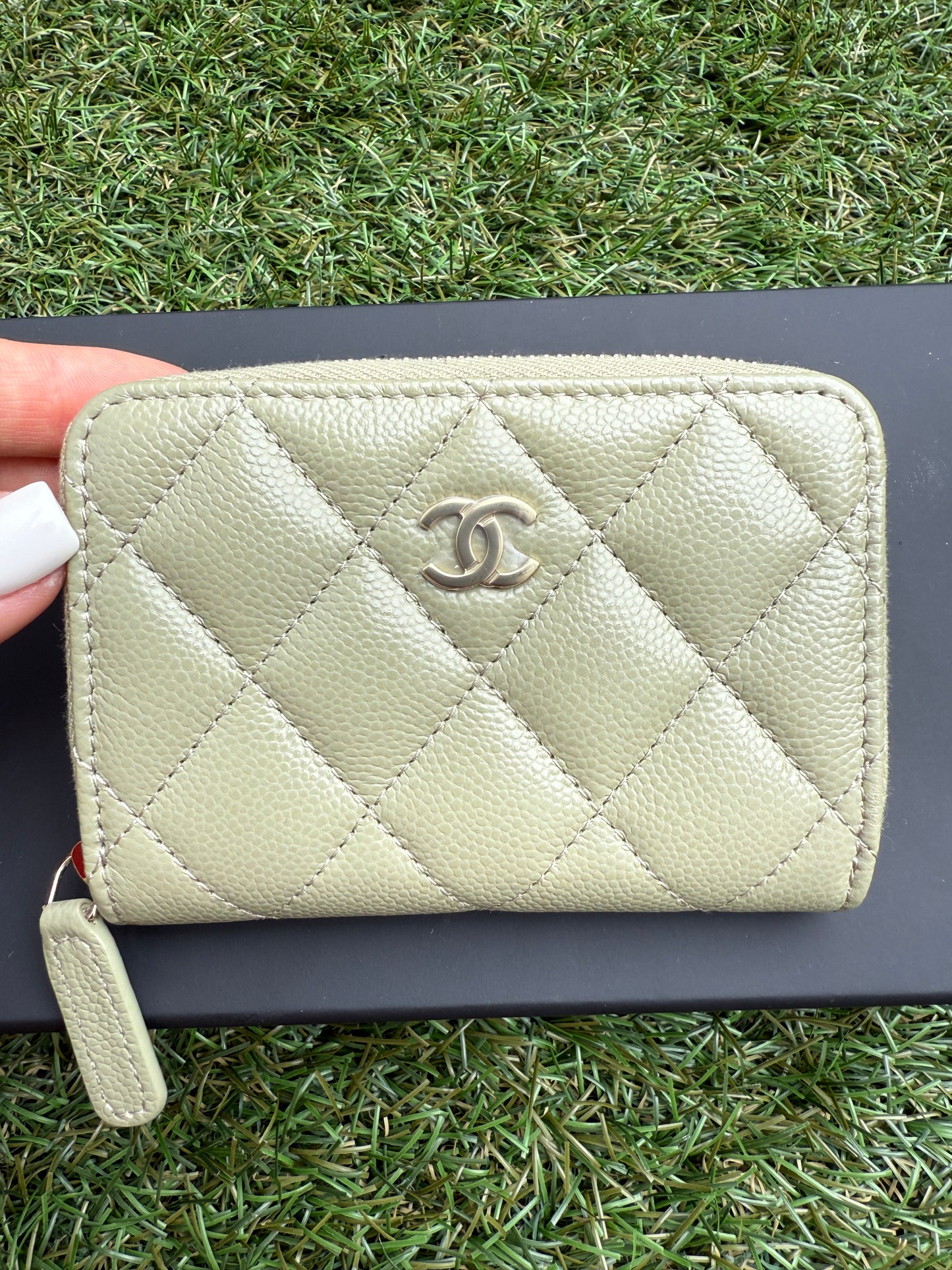 Chanel 25 Classic Zipped Zip Coin Purse Caviar Leather Khaki Green Wallet