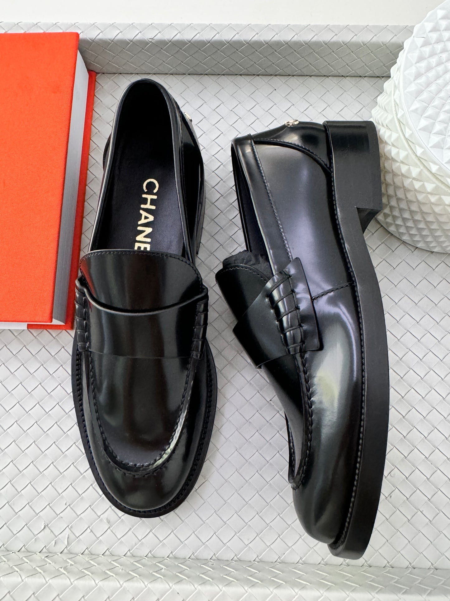 CHANEL BLACK LEATHER LOAFERS OXFORD SHOES