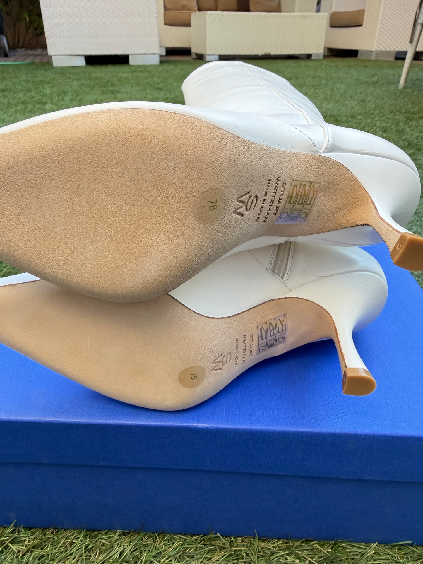 STUART WEITZMAN NAOMI NAPA LEATHER IVORY WHITE ZIP OVER KNEE BOOTS WIDE CALF BOOT