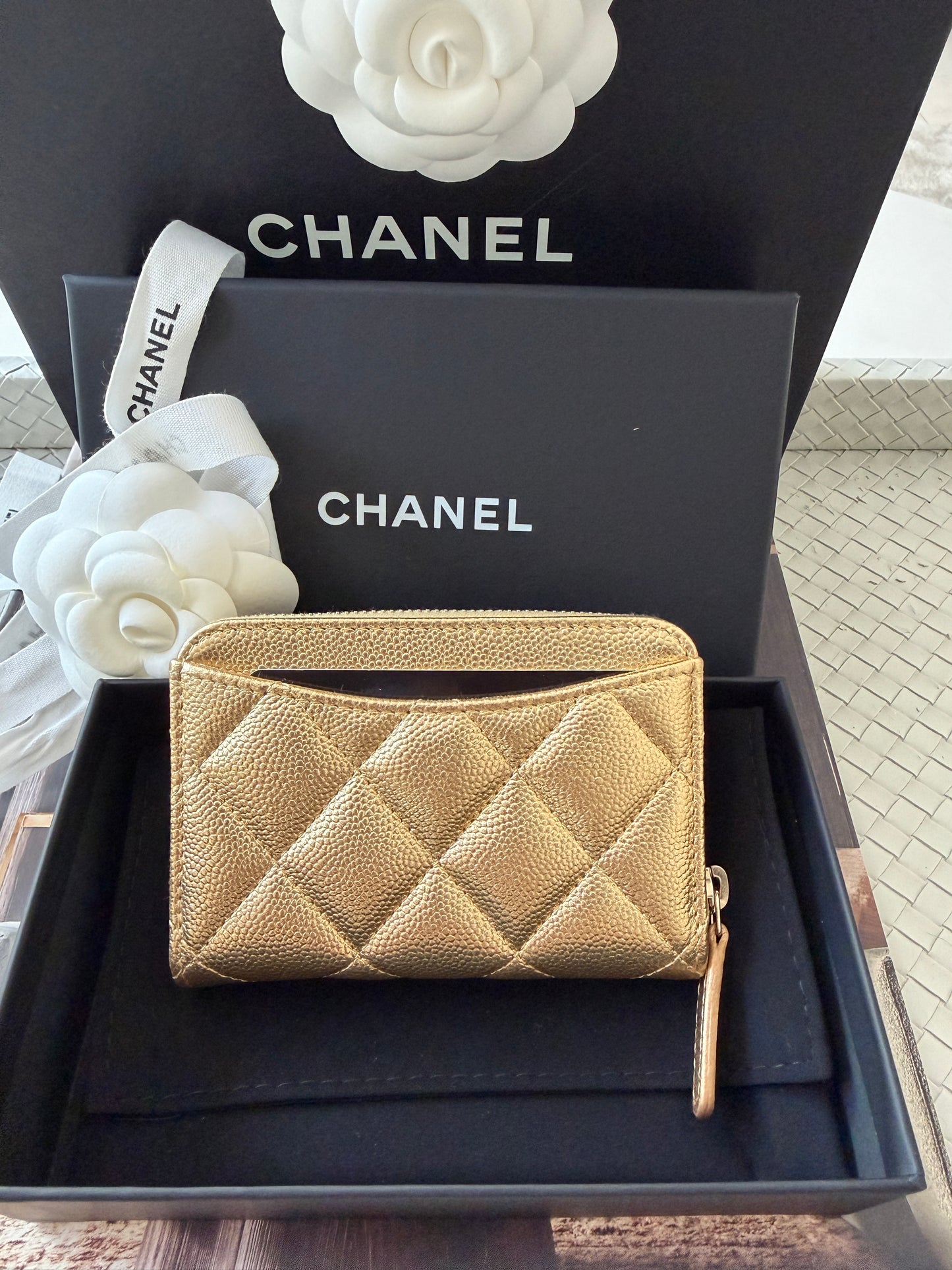 Chanel 26 Classic Zipped Zip Coin Purse Caviar Leather Gold Dore Metallic Wallet