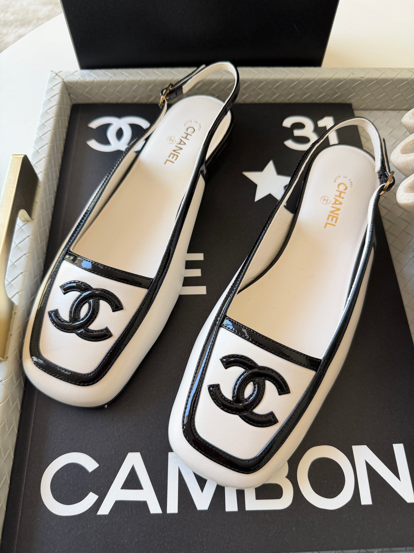Chanel 26B White Black Blanc Noir Lambskin Patent Square Toe Bold CC Logo Slingback Flats Sling