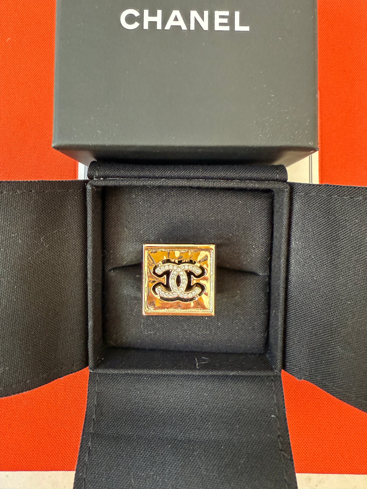 Chanel 22S CC Logo Crystals Strass Crystal Metal Gold Tone Square Ring