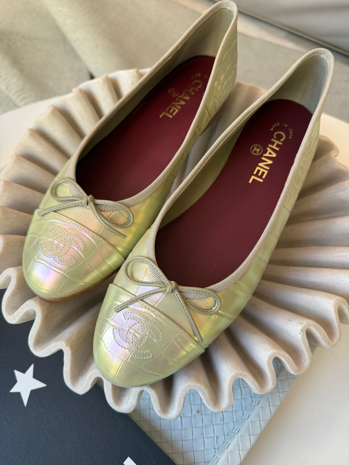 Chanel 26K Yellow Crocodile Croc Embossed Iridescent Cap Toe Ballet Flats