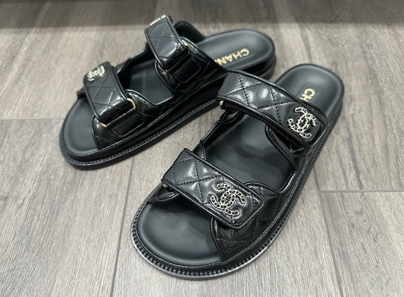 2024P CHANEL BLACK LEATHER OPEN DAD QUILTED CC LOGO SLIDE SANDALS SLIDES SHOES MULES