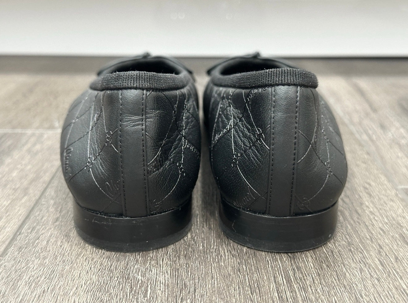 CHANEL CC LOGO STAMPED EMBOSSED BLACK LEATHER PATENT CAP TOE BALLET BALLERINA FLATS SHOES