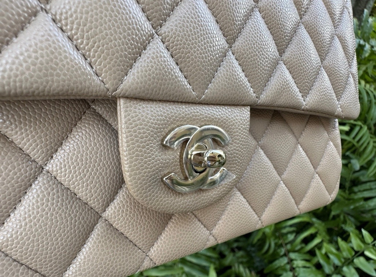 CHANEL DARK BEIGE CAVIAR LEATHER MEDIUM CLASSIC DOUBLE FLAP BAG LIGHT GOLD HARDWARE