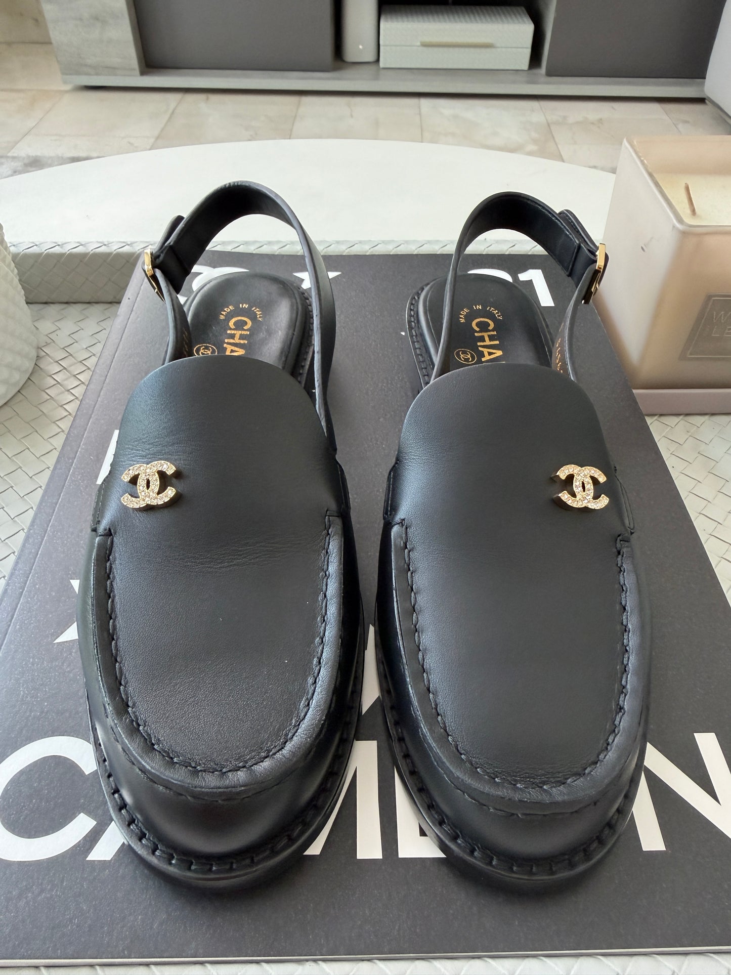 Chanel Metiers D’art 26 Strass CC Logo Black Leather Slingback Loafers Flats