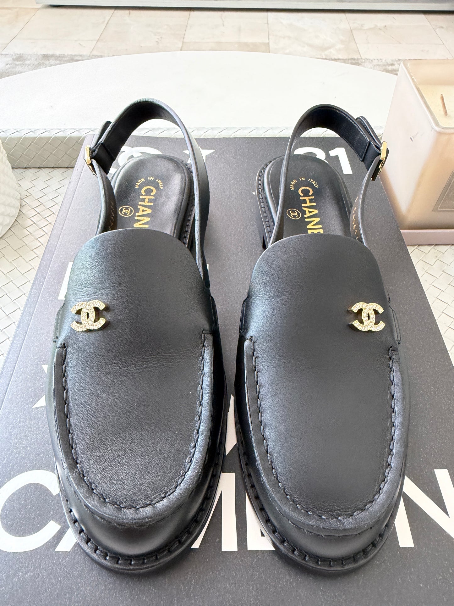 Chanel Metiers D’art 26 Strass CC Logo Black Leather Slingback Loafers Flats