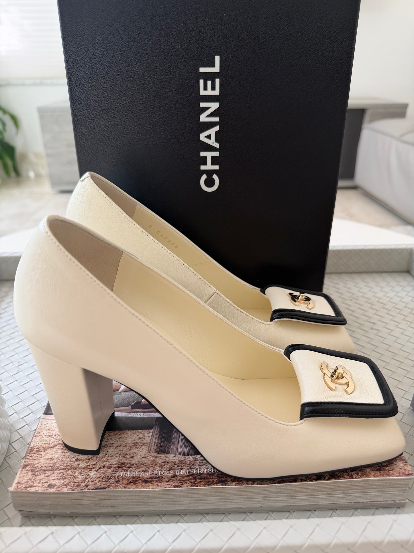 Chanel SS 26 Blazy Ivory Black Lambskin Square Toe CC Logo Turn-lock Pumps Heels