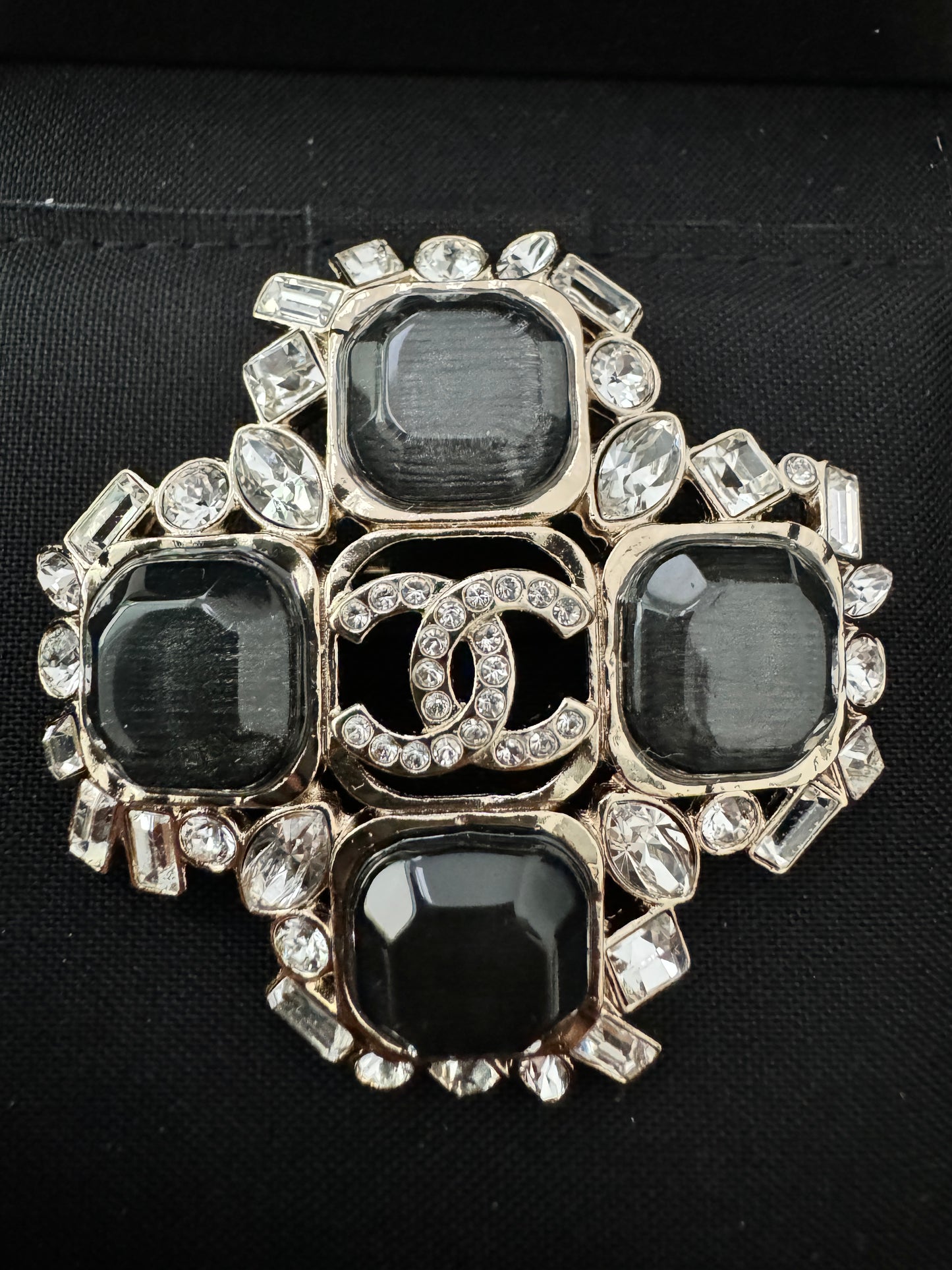 CHANEL CC 23P LARGE CLASSIC CROSS SHIELD BADGE BROOCH GOLD GRAY BLACK CRYSTALS