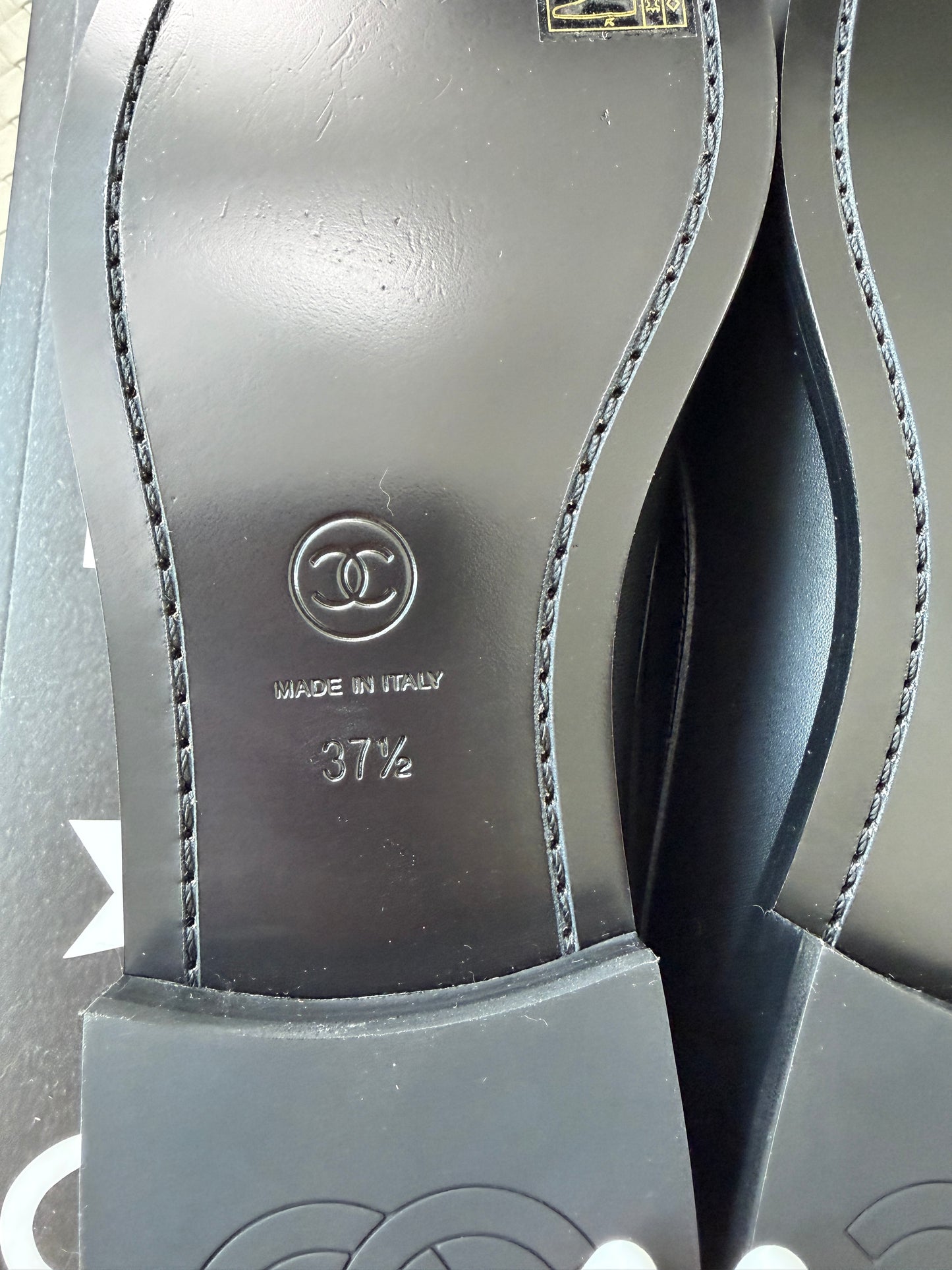 Chanel Metiers D’art 26 Strass CC Logo Black Leather Oxford Loafers Flats Shoes Moccasins