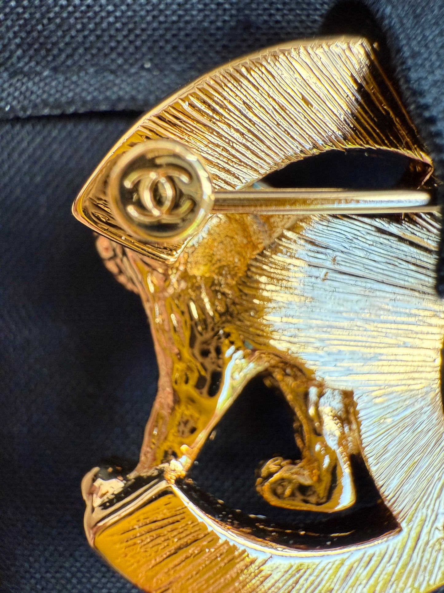 Chanel CC Gold Tone Golden Logo Lion Metal Classic Brooch 22A Pin