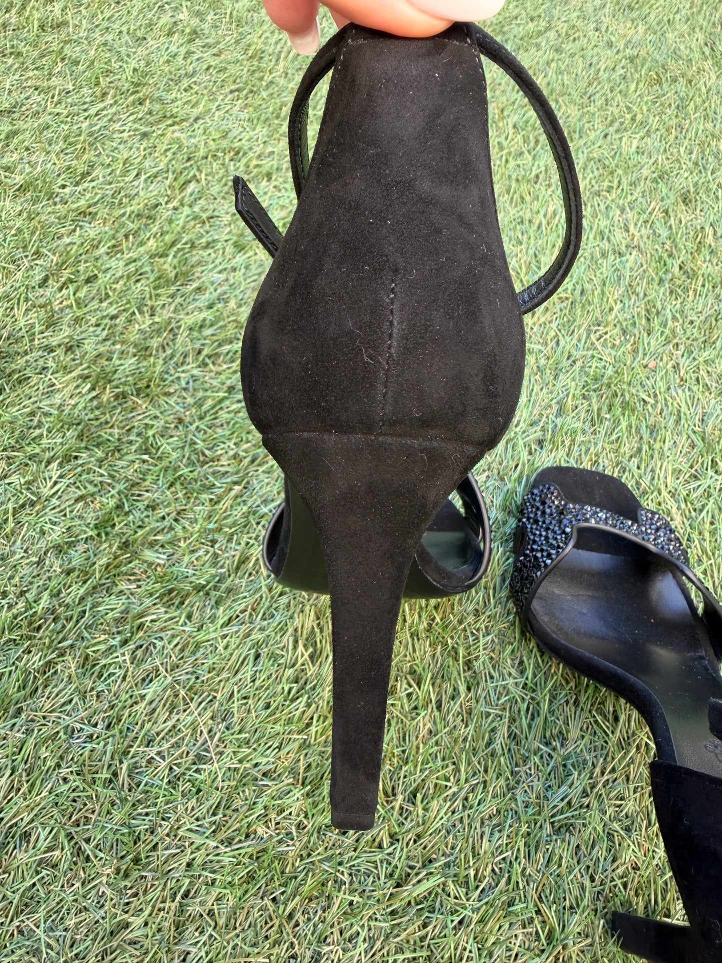 Hermes Joy 105 Noir Black Suede Crystal Strass Ankle Strap Sandal Heels