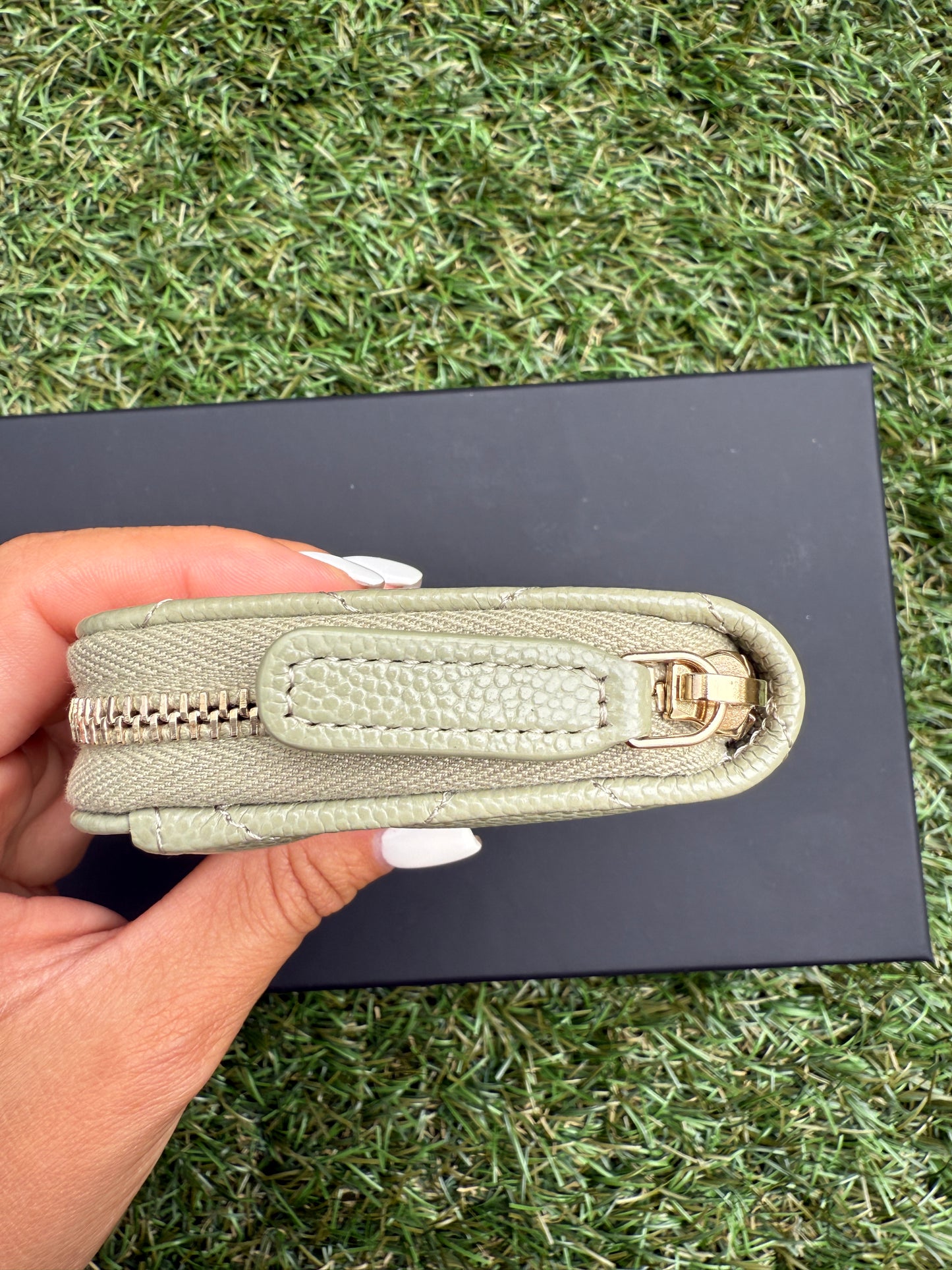 Chanel 25 Classic Zipped Zip Coin Purse Caviar Leather Khaki Green Wallet