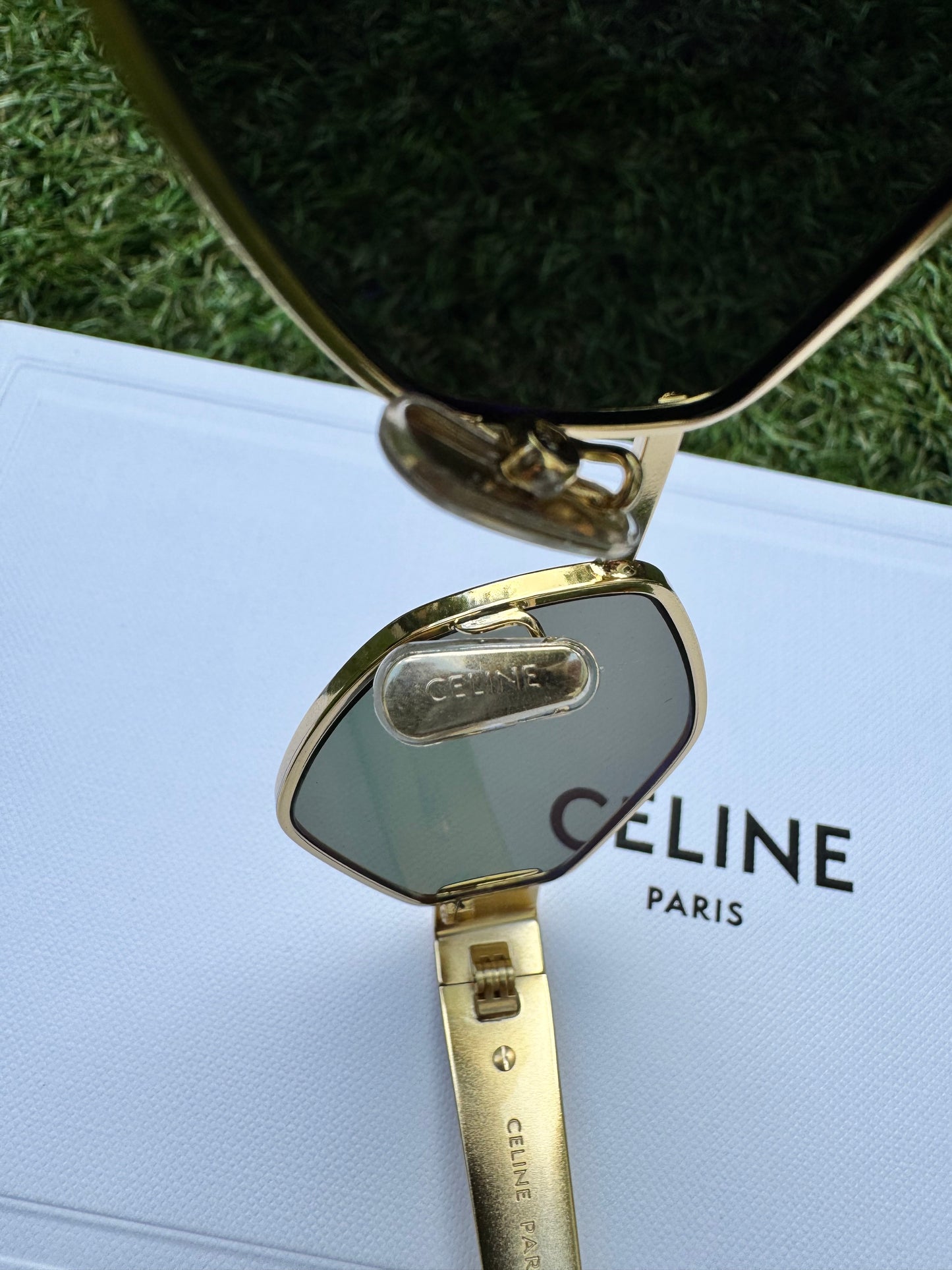 Celine TRIOMPHE 01 Metal Losange CL40254U Gold Green Sunglasses