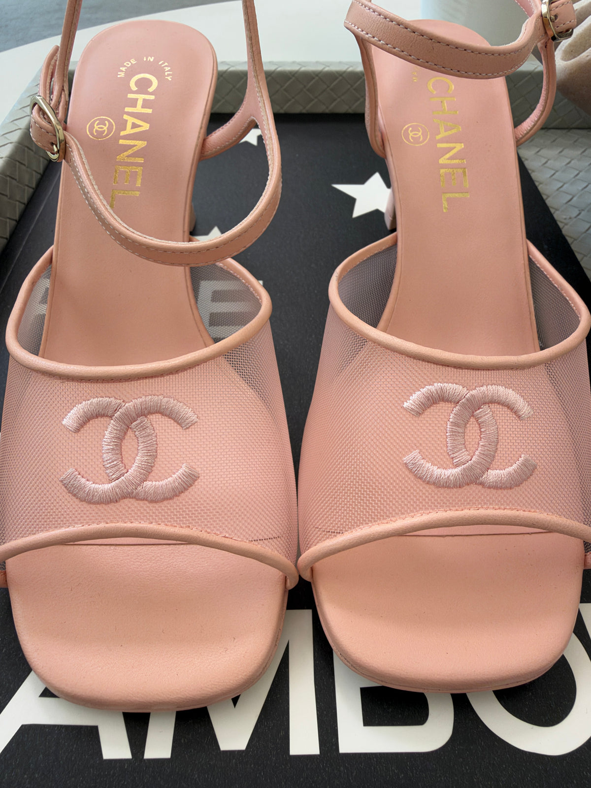 CHANEL 26 BLAZY LIGHT PINK MESH LAMBSKIN OPEN TOE CC LOGO SANDALS HEELS SHOES