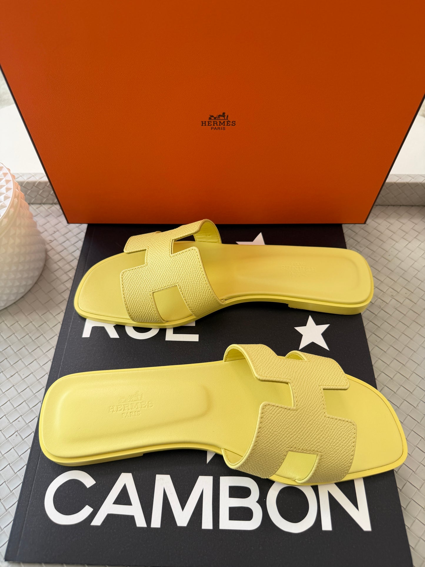 HERMES Oran Bright Yellow Jaune D'orge Epsom Leather Logo Sandals Flats Mules