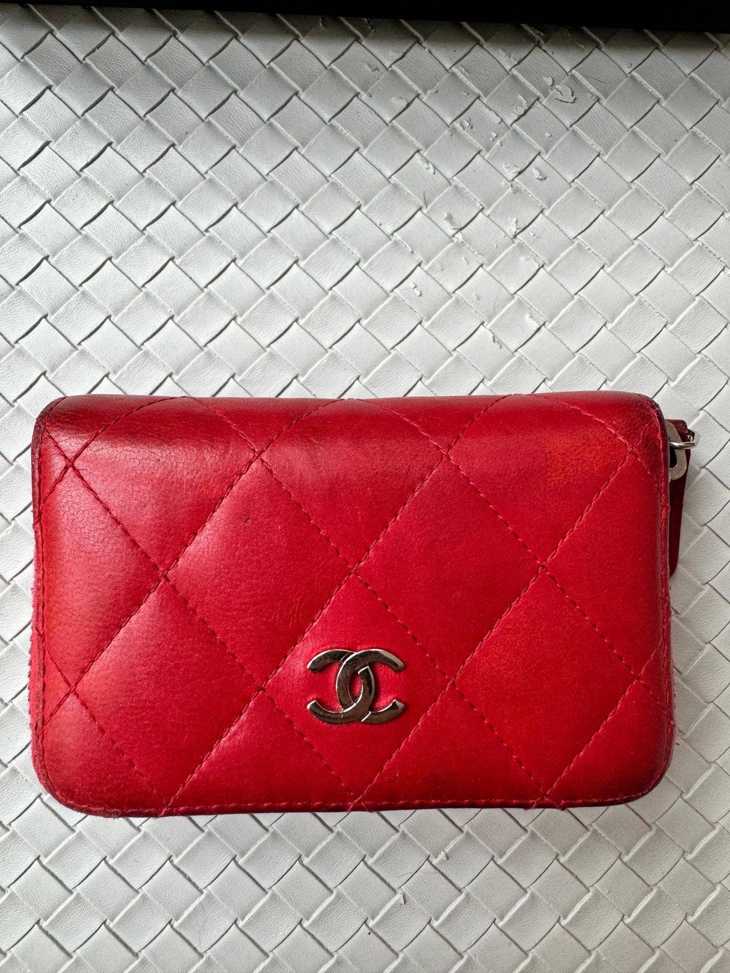 Chanel CC Lambskin Coin Holder Mini Wallet Card Case Matelasse Red Zip Quilted Pre-Owned