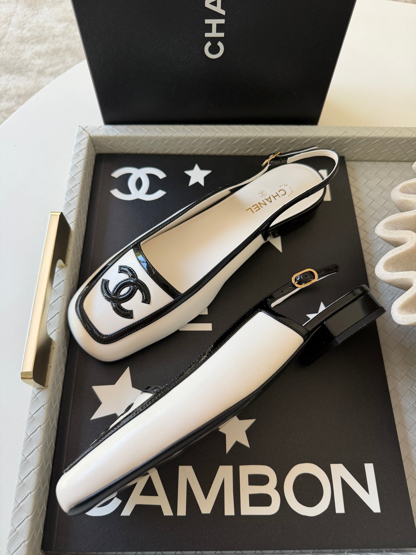 Chanel 26B White Black Blanc Noir Lambskin Patent Square Toe Bold CC Logo Slingback Flats Sling