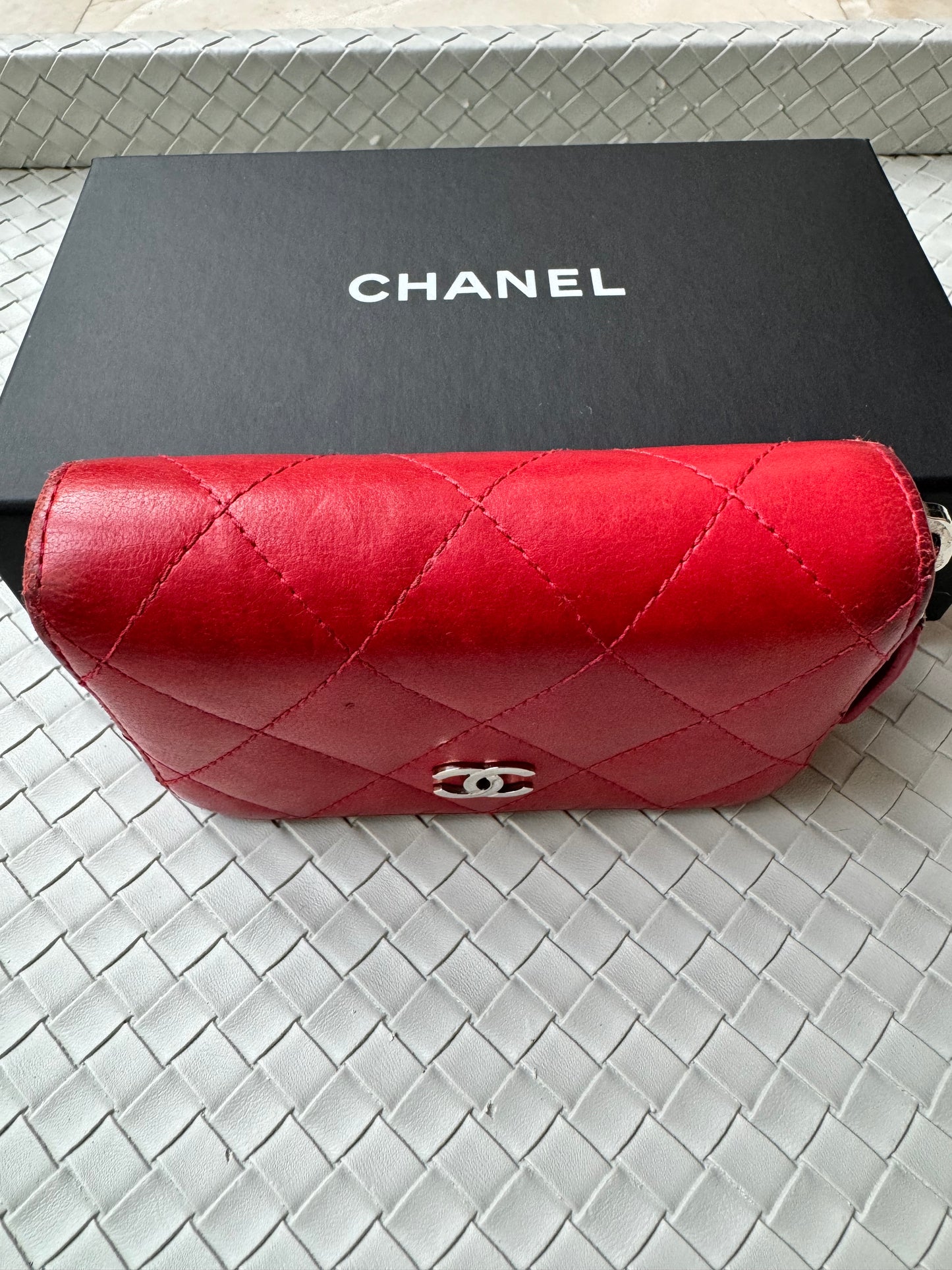 Chanel CC Lambskin Coin Holder Mini Wallet Card Case Matelasse Red Zip Quilted Pre-Owned