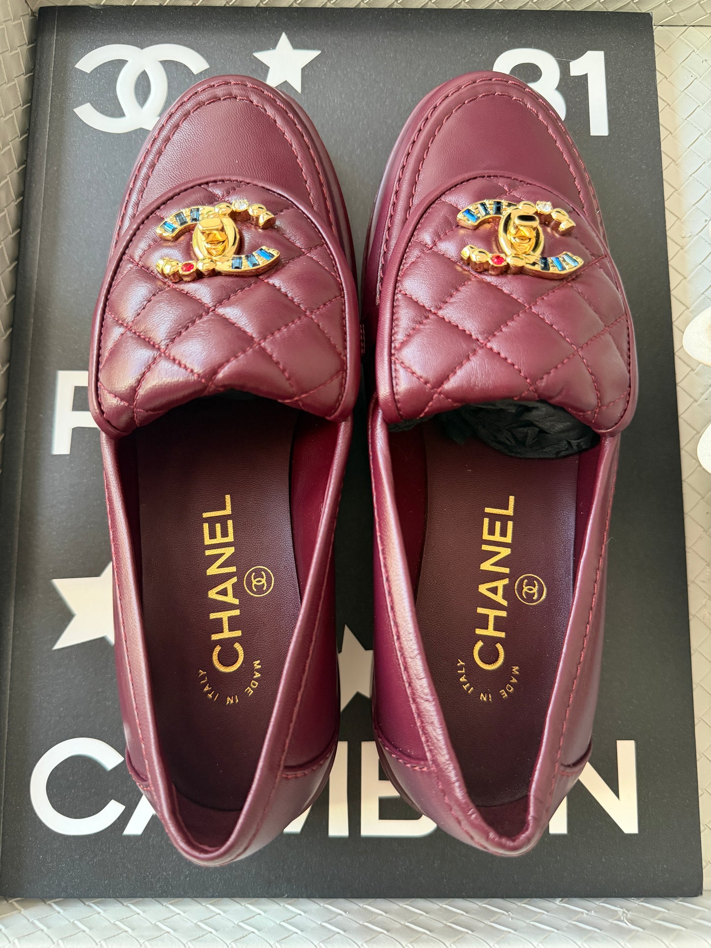 CHANEL BURGUNDY LEATHER LOAFERS OXFORD SHOES GOLD STRASS GEMS CC TURNLOCK MOCCASINS