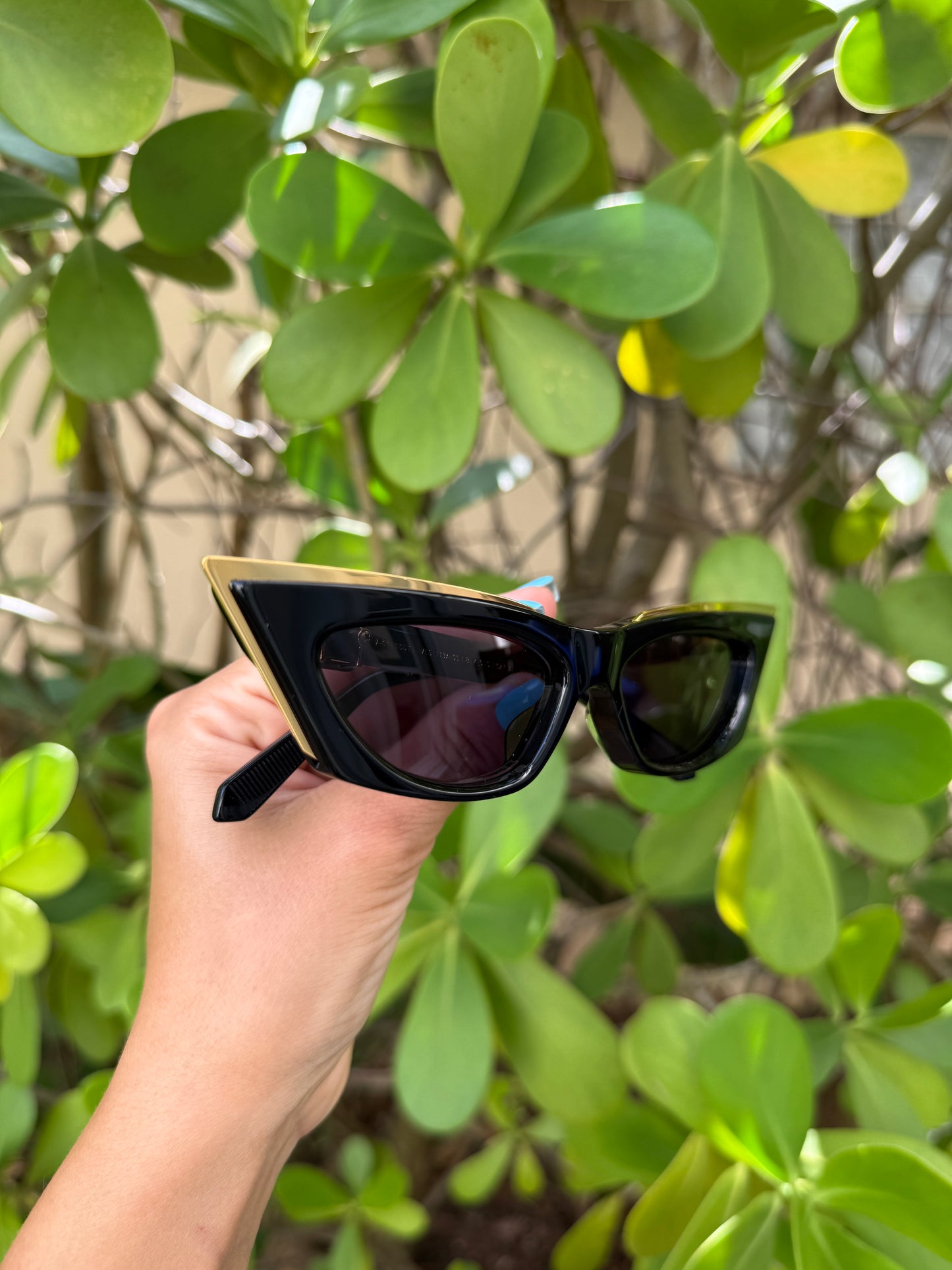 Valentino Garavani 5517 V-Goldcut I VLS 113A Gold Black Frame Acetate & Titanium Cat Eye Sunglasses