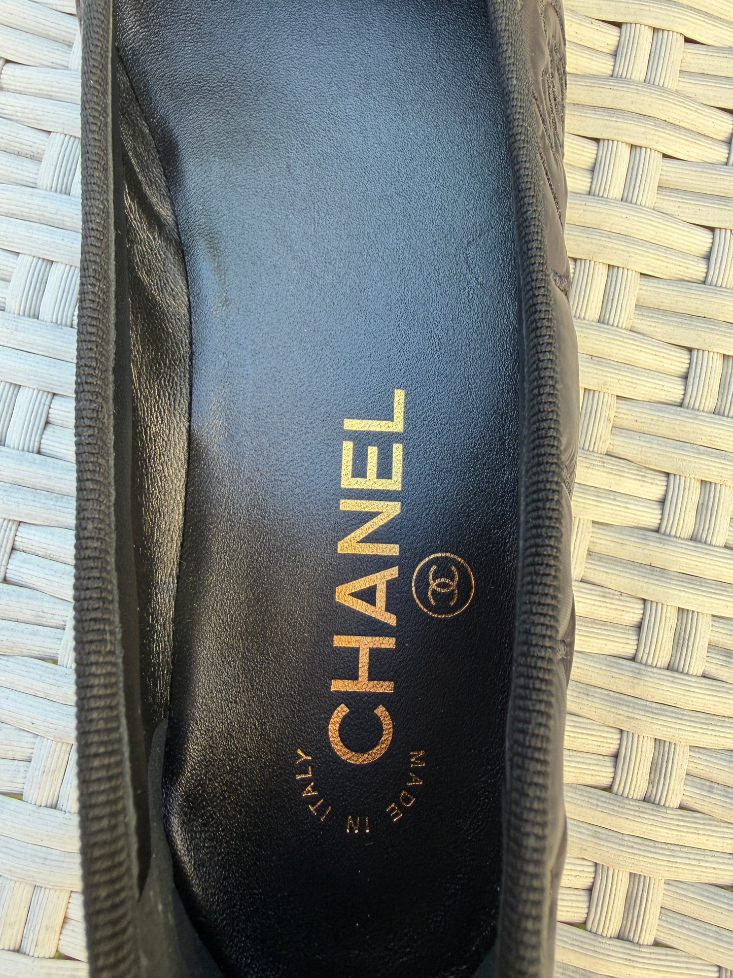 CHANEL CC LOGO CAMELLIA EMBOSSED BLACK NYLON BALLET BALLERINA FLATS CAP TOE