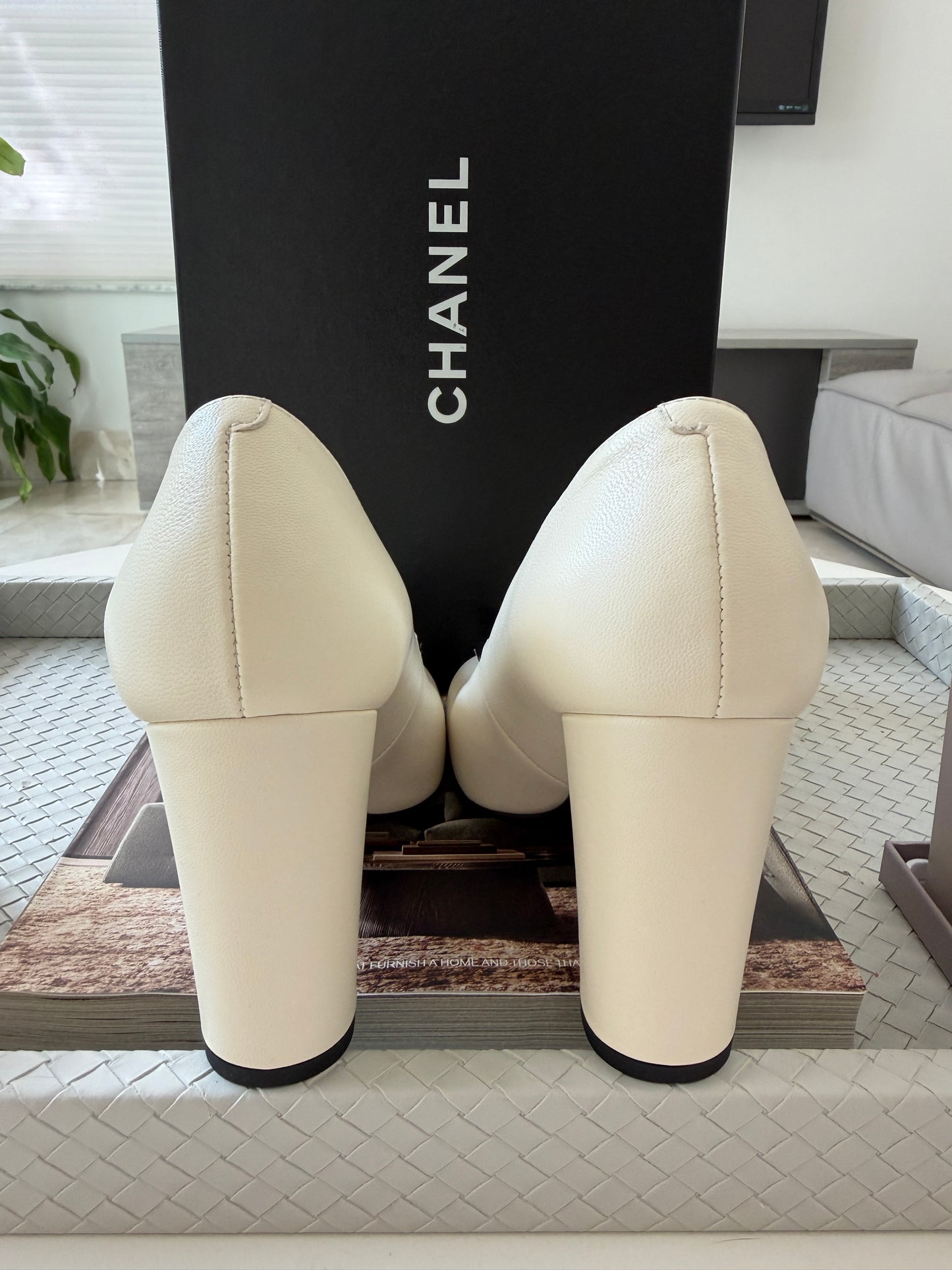 Chanel SS 26 Blazy Ivory Black Lambskin Square Toe CC Logo Turn-lock Pumps Heels
