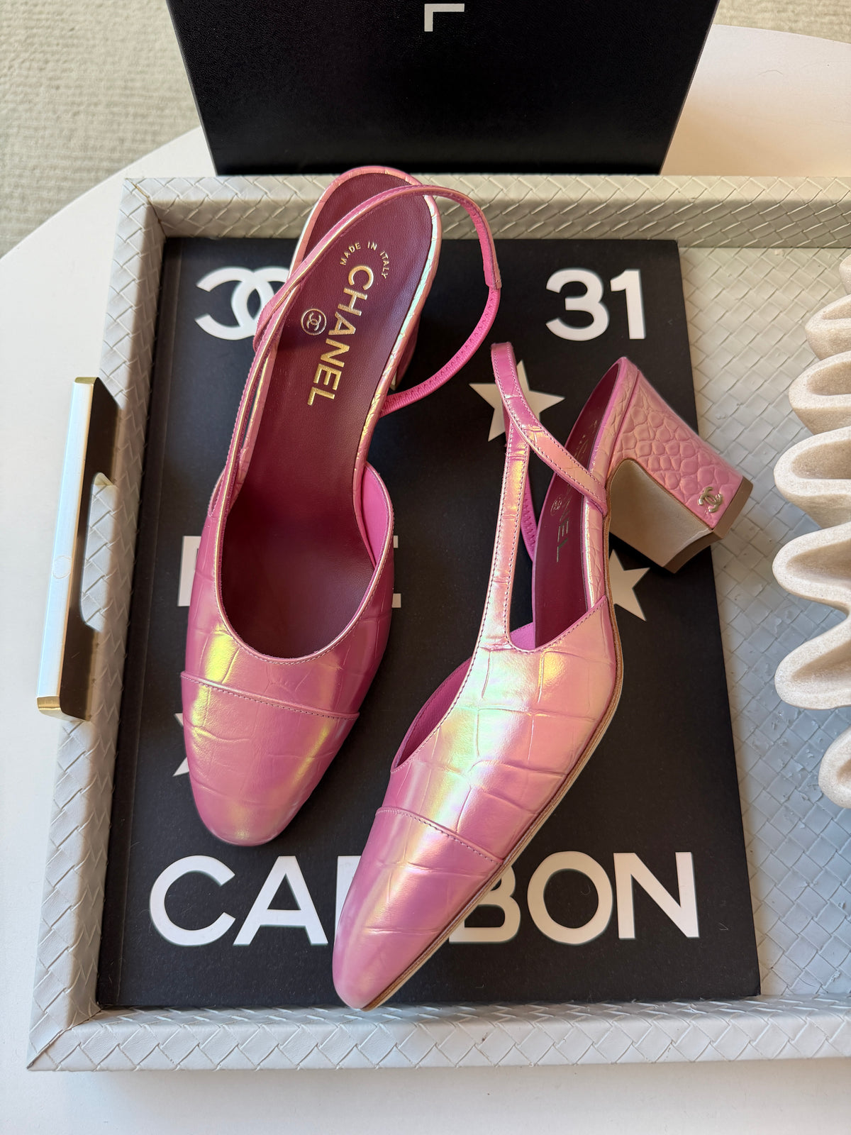 Chanel 26K Sling Crocodile Croc Embossed Patent Slingbacks Iridescent Pink Pumps