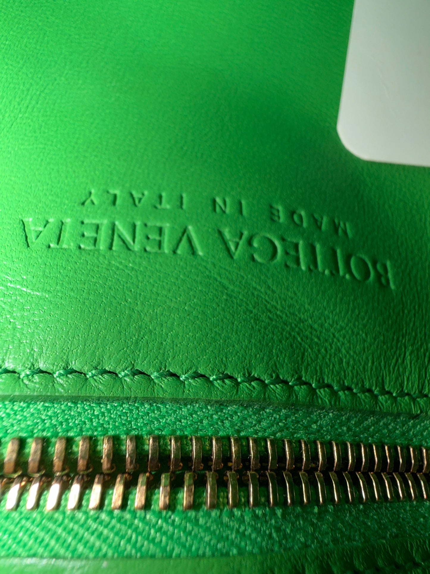 BOTTEGA VENETA PARAKEET GRASS GREEN INTRECCIATO PADDED CASSETTE BAG CROSSBODY HANDBAG